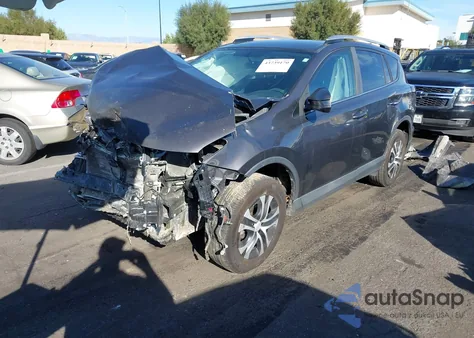 2016 Toyota Rav4 Le z USA, uszkodzony, nr VIN 2T3ZFREV3GW276712